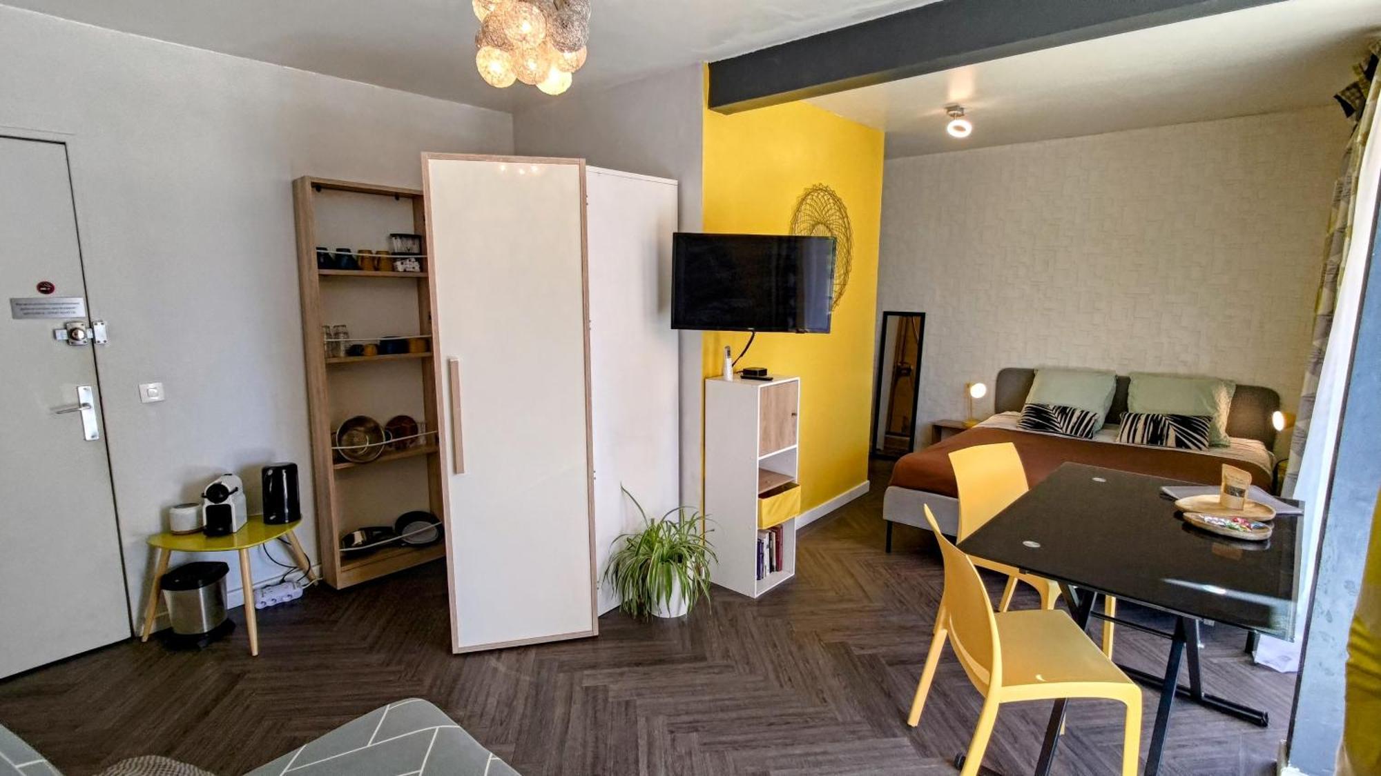 Studio Soleil Et Verdure - Montpellier Celleneuve Εξωτερικό φωτογραφία